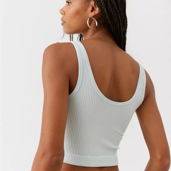 Urban Outfitters Drew Seamless Ribbed Cropped Tank Top Size M - Picture 2 of 4